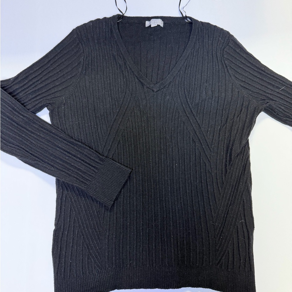 Elegant Black V-Neck Sweater for Women